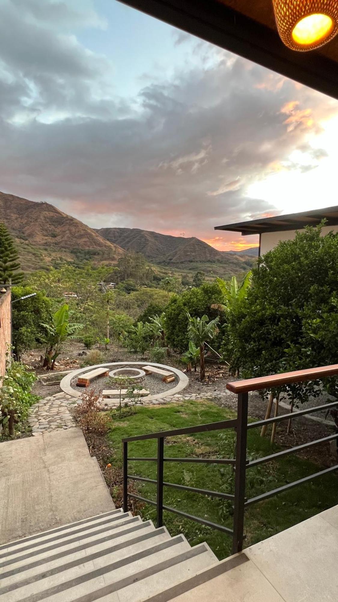 Casa-Refugio Del Sol Villa Vilcabamba Eksteriør bilde
